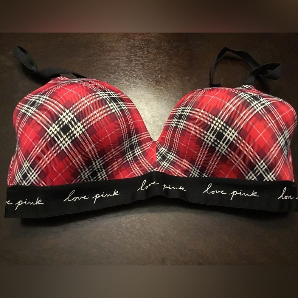 PINK WEAR EVERYWHERE WIRELESS LIGHTLY-LINED BRA 36D